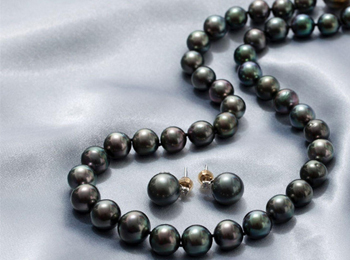 翡翠的色彩鉴赏